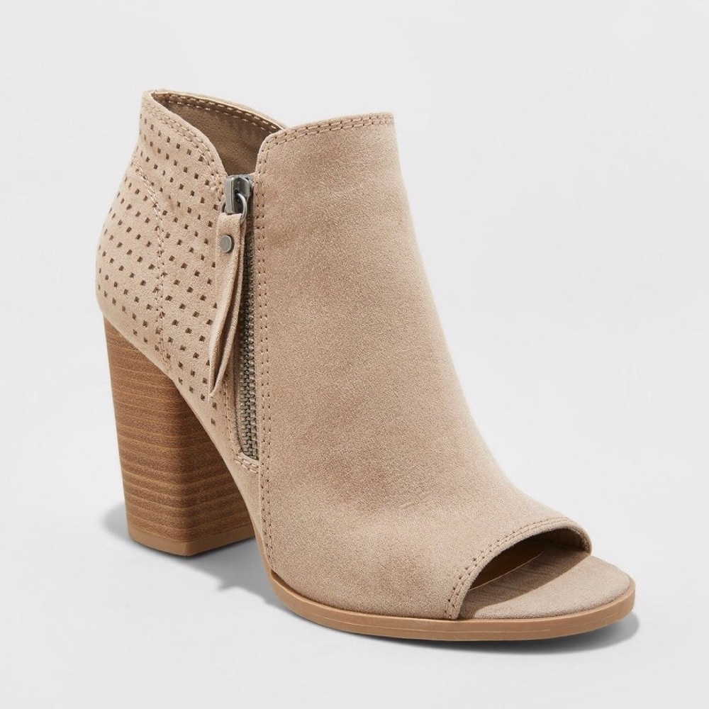 NWOT open toe booties wide width